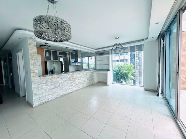 VENDO APARTAMENTO EN SAN FRANCISCO, 3 RECAMARAS, 206M2, CALLE 74.