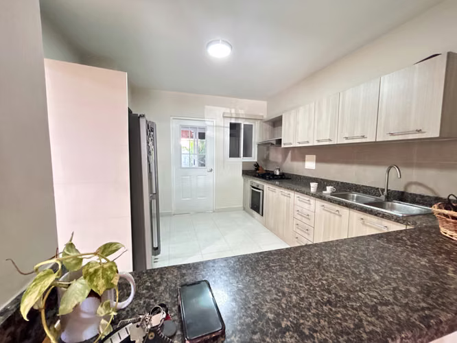 Alquiler de casa en QUINTAS DE VERSALLES