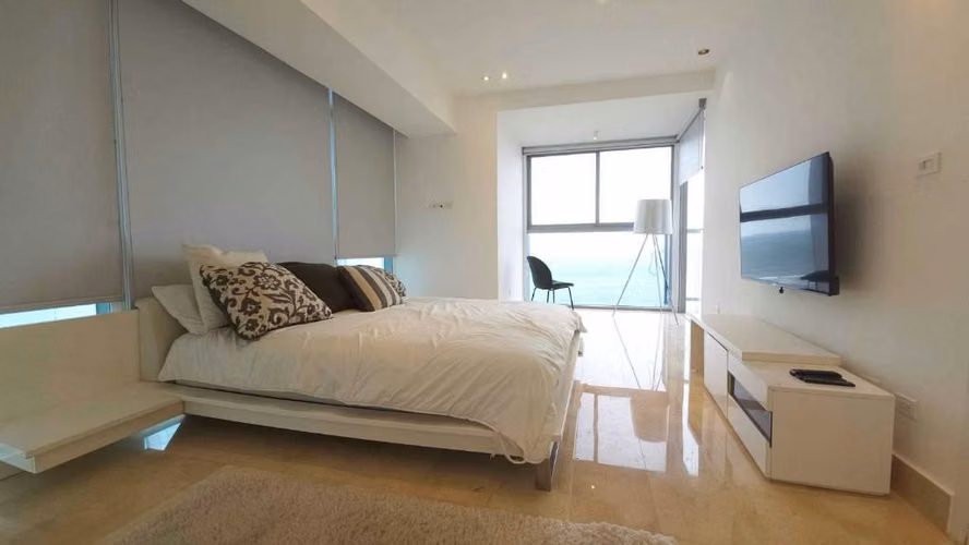 Alquiler de apartamento amoblado - Imagen 4