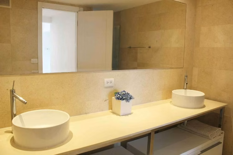 Alquiler de apartamento amoblado - Imagen 6