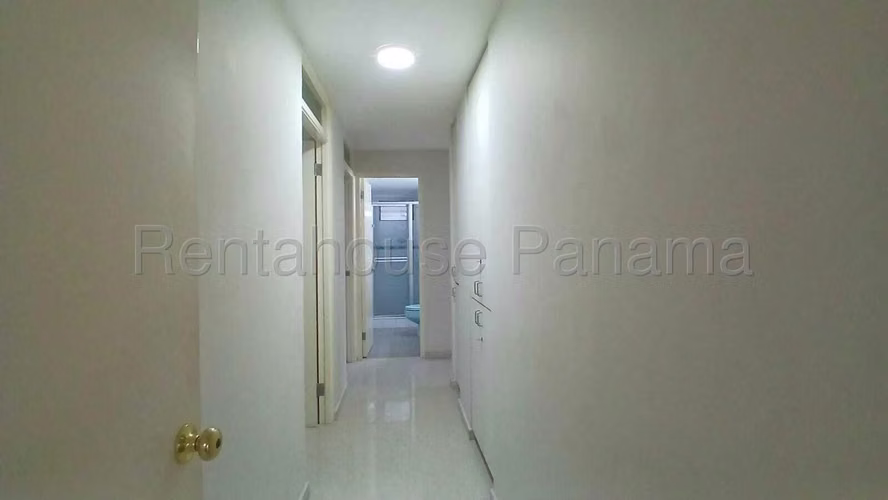 Venta de apartamento en Prh Torres del Sol 26MVCH2402