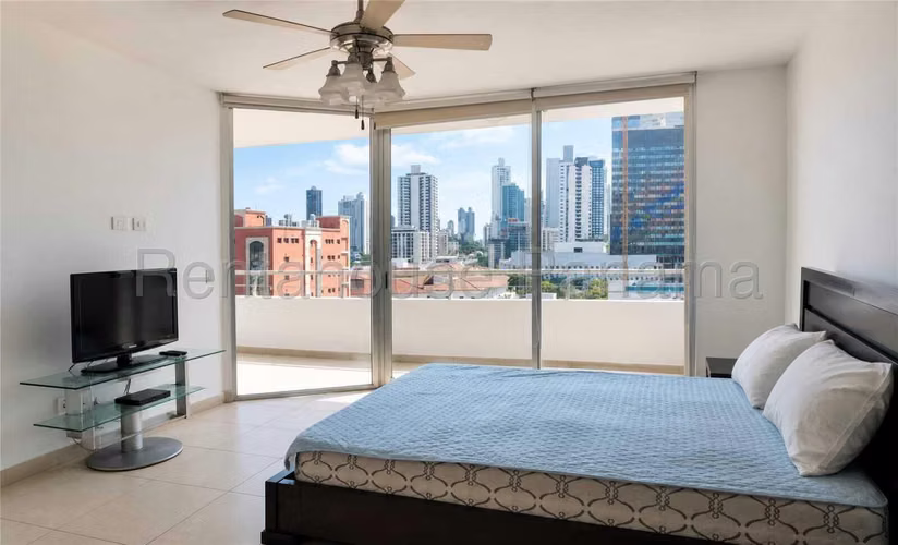 Venta de Apartamento en Avenida Balboa Ph Destiny NS