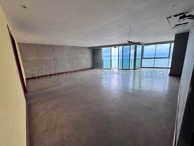 Apartment for sale in Bellavista Ph Allure at the park NS