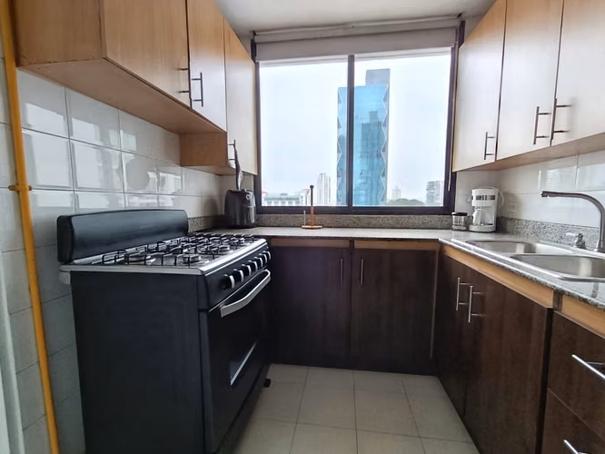 Se Alquila Apartamento Amoblado en PH Vista Tower – Área Bancaria, Ciudad de Panamá