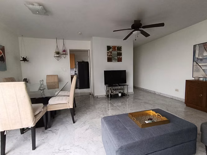 Se Alquila Apartamento Amoblado en PH Vista Tower – Área Bancaria, Ciudad de Panamá
