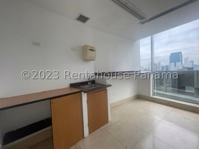 Oficina en venta en Obarrio DPA 24-1706