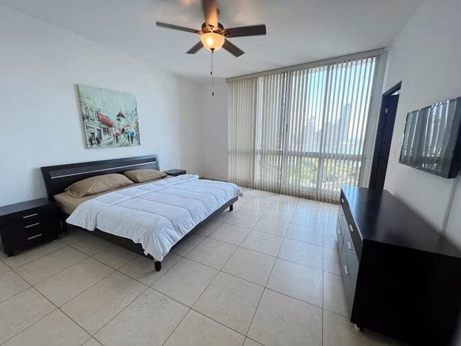 PH Marina Park Apartamento a la Venta, Avenida Balboa - Amplio Apartamento 3 Hab.