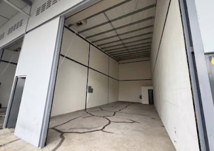  Warehouse for Rent in Chanis – Strategic Location