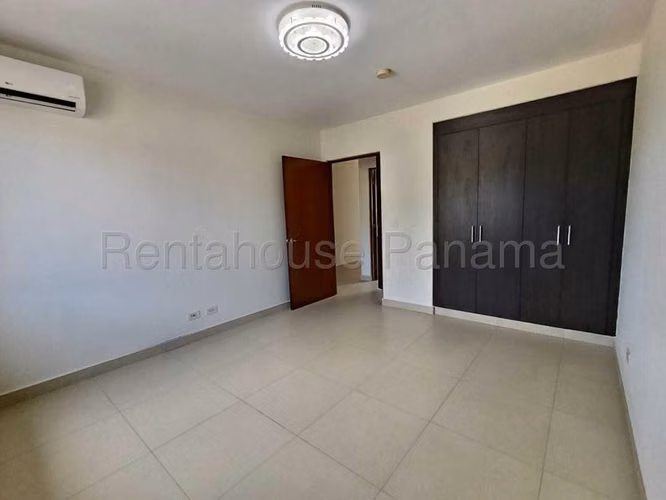 Casa en Alquiler en Panama Pacifico JG
