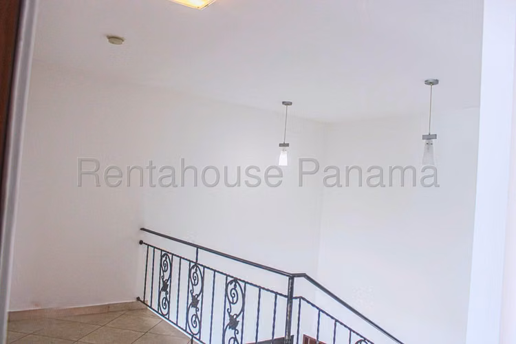 Alquiler Apartamento El Cangrejo Onix Tower 27YCG66