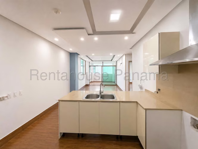 Se Vende Apartamento en Costa Sur LA27-300