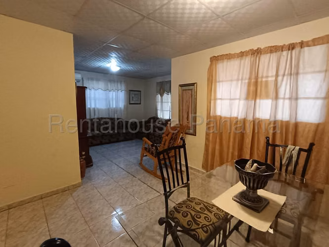 Se Vende Casa en Chitré LA27-328 - Imagen 6