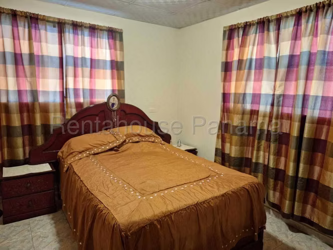 Se Vende Casa en Chitré LA27-328 - Imagen 11