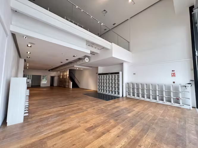 Local Comercial en Alquiler en Obarrio - 360m² Listo para Ocupar - AF - Imagen 3