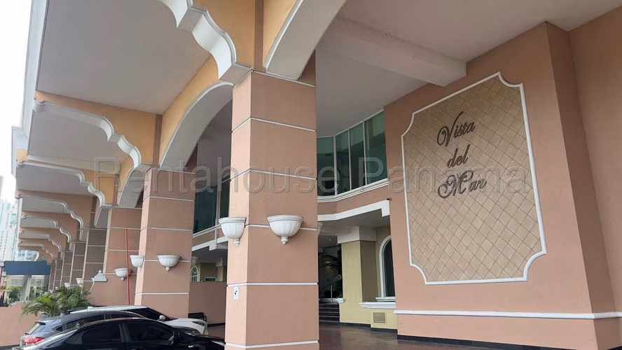 Apartamento en Venta en Avenida Balboa. VISTA DEL MAR