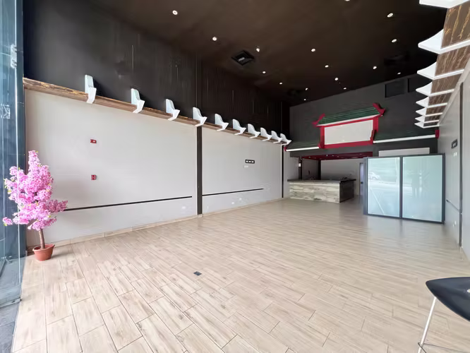 Local Comercial en Alquiler en Obarrio - 177m² Listo para Restaurante - AF