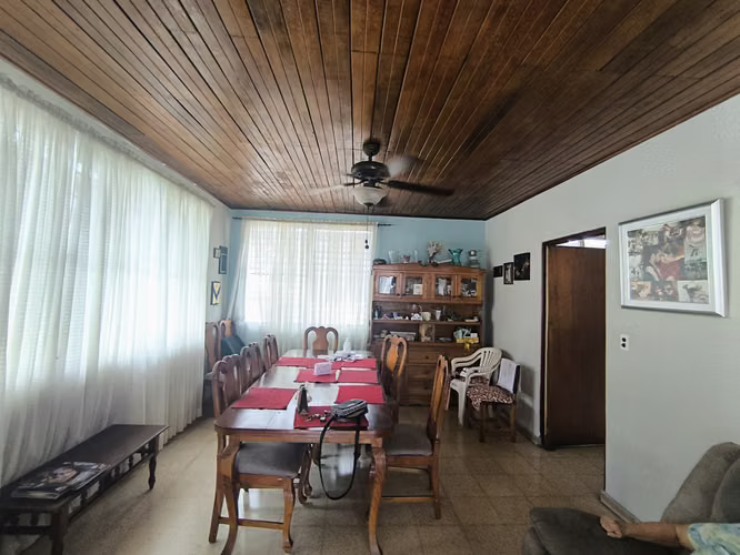 Se Vende Casa y Terreno en San Francisco ideal para DESARROLLO
