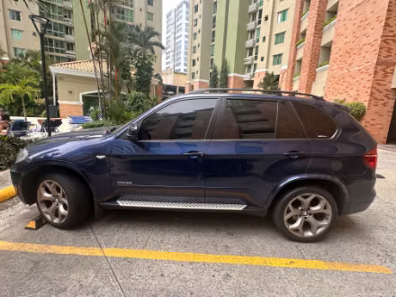 Vendo BMW Modelo X5 performance 2013