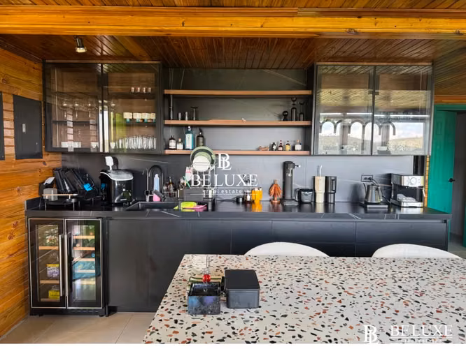 VENTA DE CASA CON PISCINA, ALTOS DE CERRO AZUL (6)