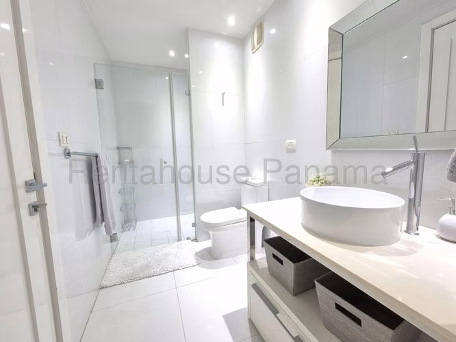Alquiler Apartamento Avenida Balboa Yoo Arts 26YCG6