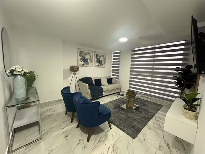 Alquiler de Apartamento Completamente Amoblado en The Sands