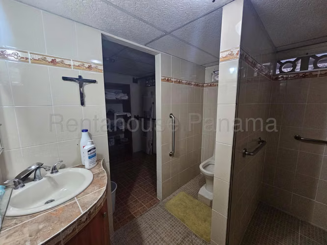 Casa en Venta en El Carmen Urb Herbruge 26YCG433