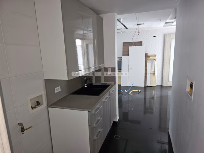 Venta de Apartamento en The Tower 50th Street. Haga una oferta