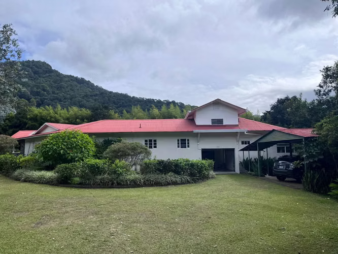 Casa Romero, arquitectura tradicional,  amplio reparto y jardines - Imagen 4