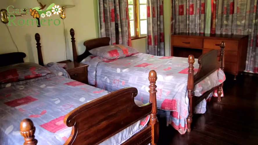Casa Romero, arquitectura tradicional,  amplio reparto y jardines - Imagen 7