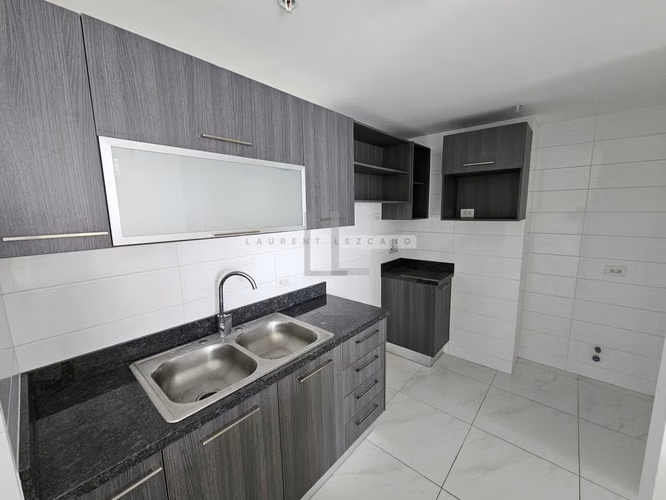 Venta de Apartamento en PH Pacific Park - Edison Park. Haga una oferta
