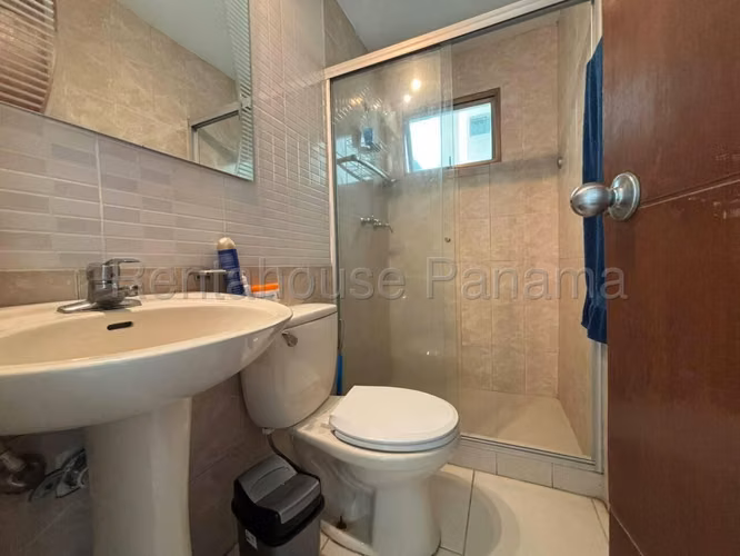 Se Vende Apartamento en Punta Pacifica VLU27-282