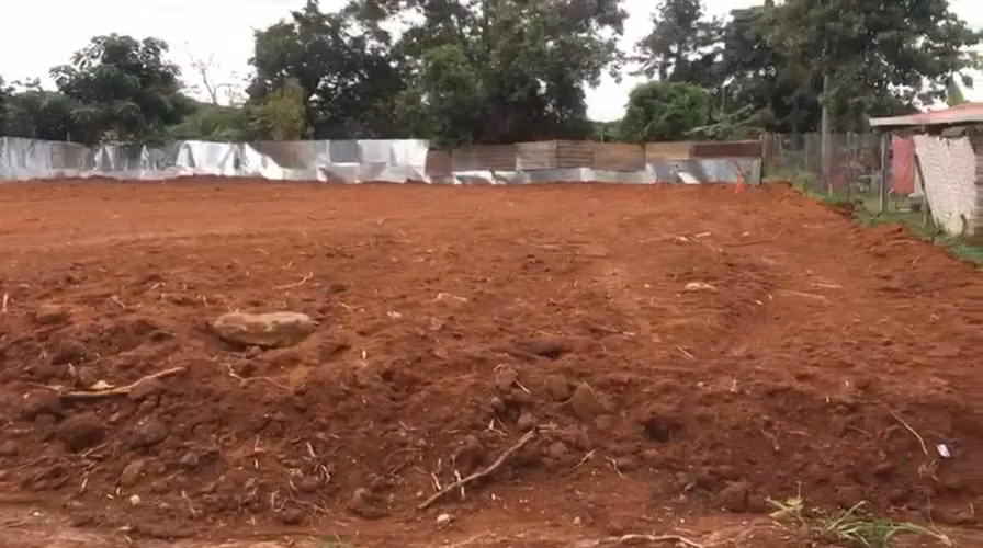 SE VENDE TERRENO EN CHORRERA CON PROYECTO Y PLANOS