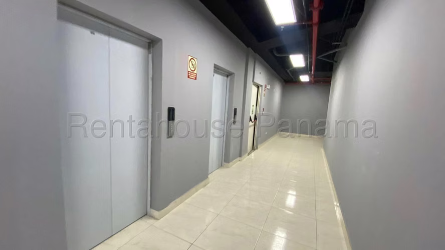 Locales Comerciales en Alquiler | The Sands Mall | Avenida Balboa MR27-355