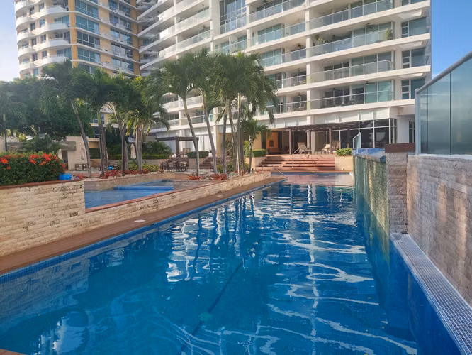 CENTRICO APARTAMENTO FRENTE AL MAR 1RA LINEA - Imagen 11