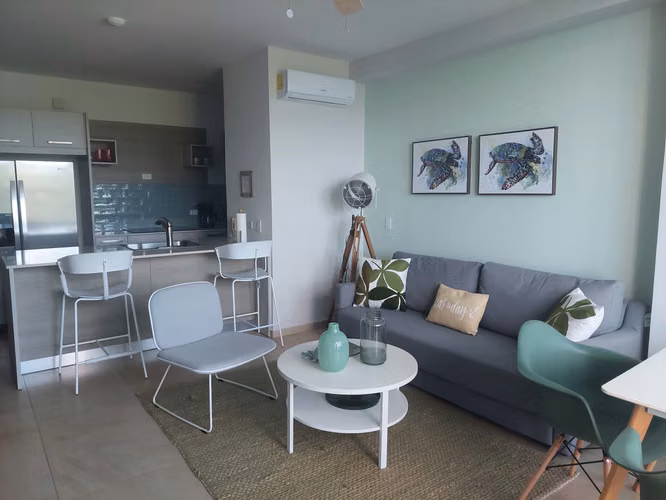 CENTRICO APARTAMENTO FRENTE AL MAR 1RA LINEA - Imagen 5