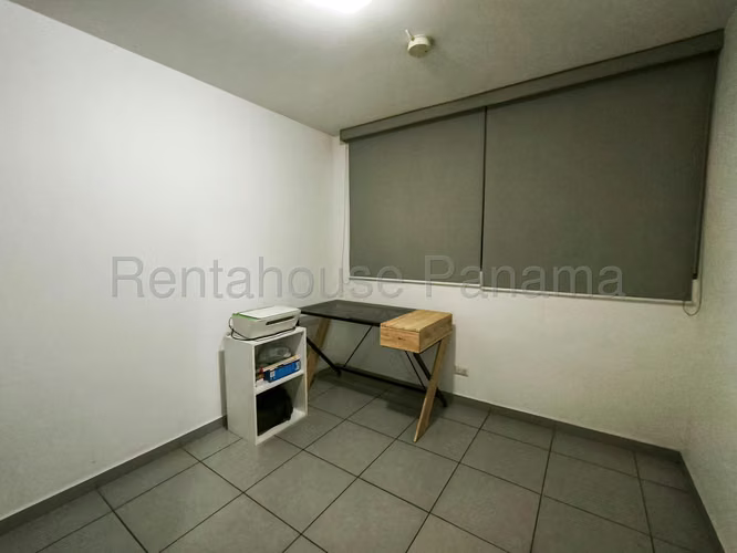 Se Vende Apartamento en El Bosque MDV27-322