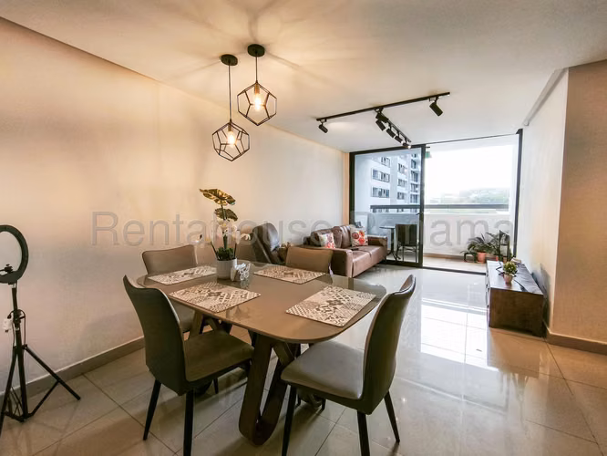 Se Vende Apartamento en Condado del Rey MDV27-324