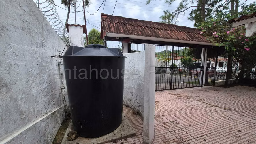 Se Vende Casa en Villa de las Fuentes MDV27-334