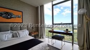 Venta de Apartamento con 394m2 en Santa Maria PH La Maison By Fendi 26-4809SR