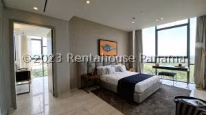 Venta de Apartamento con 394m2 en Santa Maria PH La Maison By Fendi 26-4809SR