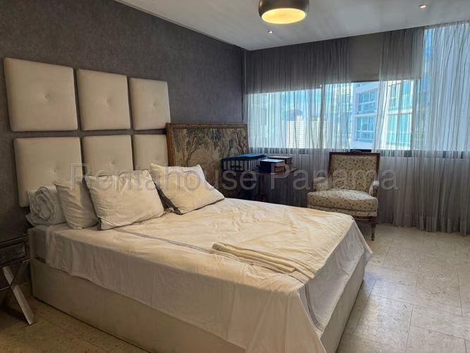 Apartamento en venta en Avenida Balboa EH