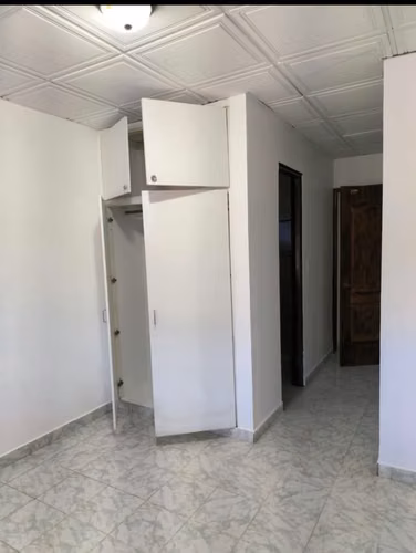 DON BOSCO / OPORTUNIDAD / CASA 3 REC / PATIO / ESTAC TECHADO - Imagen 8