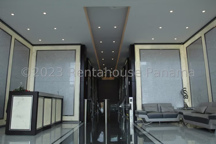 Venta de Comercial en El Dorado Golden Point KC