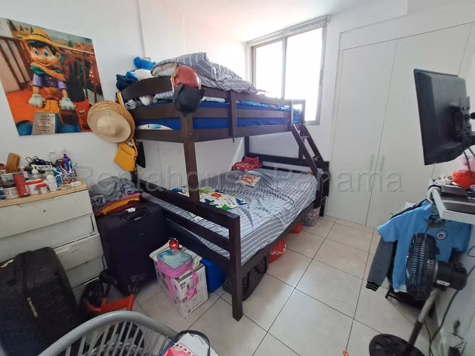 Apartamento en Venta en Carrasquilla RJ