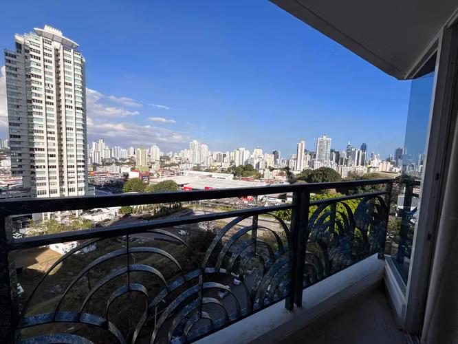 VENDO APARTAMENTO EN EDISON PARK, 3 RECAMARAS, 96M2, CON AREA SOCIAL.
