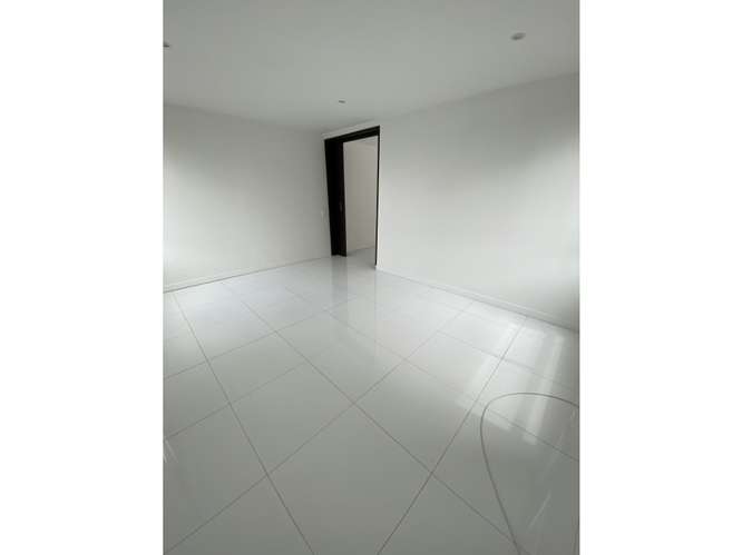 VENDO APTOS MODERNOS EN CONDADO GARDENS - Imagen 6