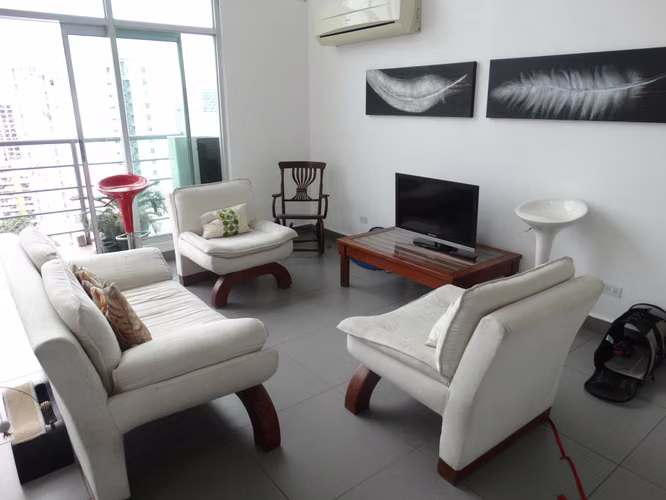 Venta de Apartamento Amoblado en El Cangrejo Ph Mediterraneo Loft EC