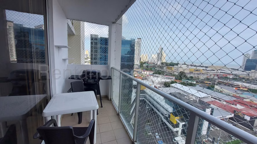Alquilo Apartamento en Obarrio OF27-335