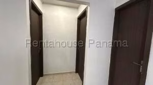 Apartamento en Alquiler en Las Acacias 27jack302
