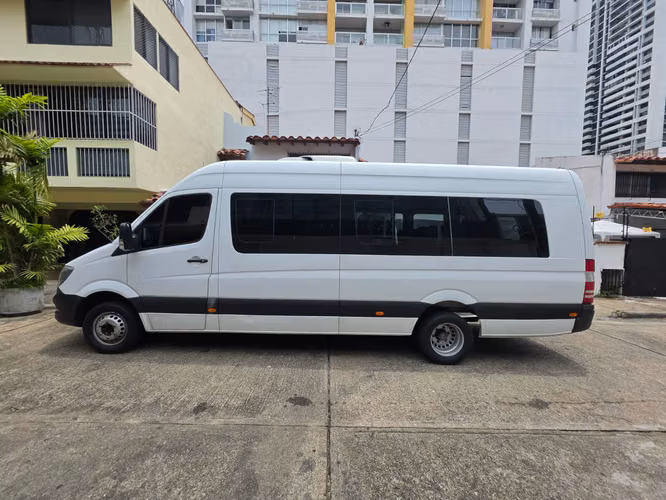 Mercedes Benz SPRINTER 515 CDI 2019 EXCELENTE CONDICIONES